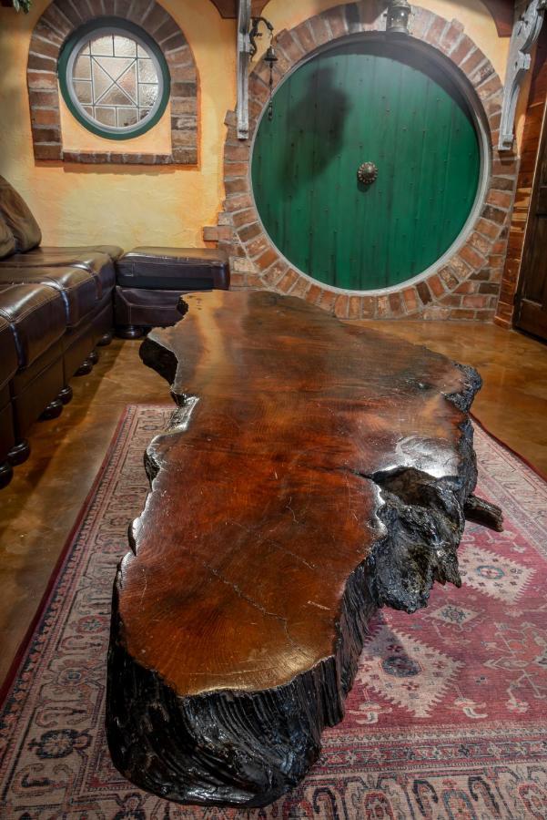 The Hobbit House, Fantasy Comes Home! รัสเซลล์วิลล์ ภายนอก รูปภาพ