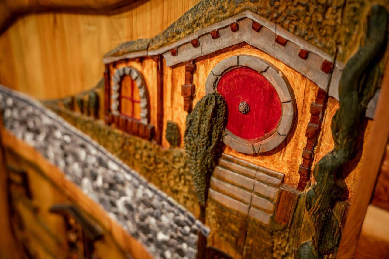 The Hobbit House, Fantasy Comes Home! รัสเซลล์วิลล์ ภายนอก รูปภาพ